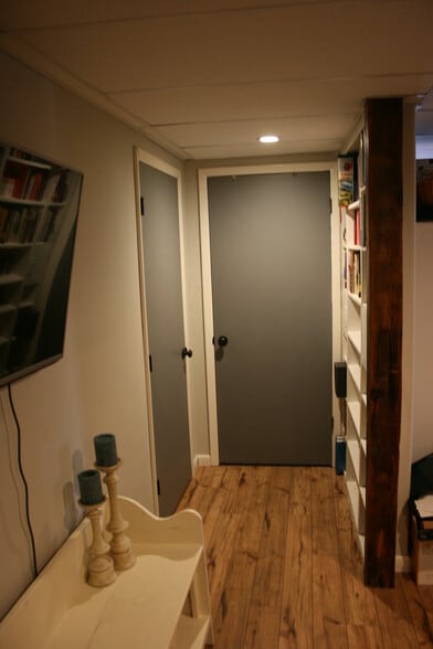 Building Photo - 22 N Railroad St