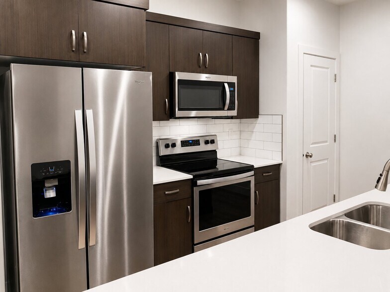 Building Photo - 1561 E 320 S