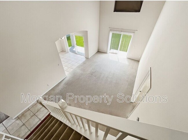 Building Photo - 5379 Tortuga Dr