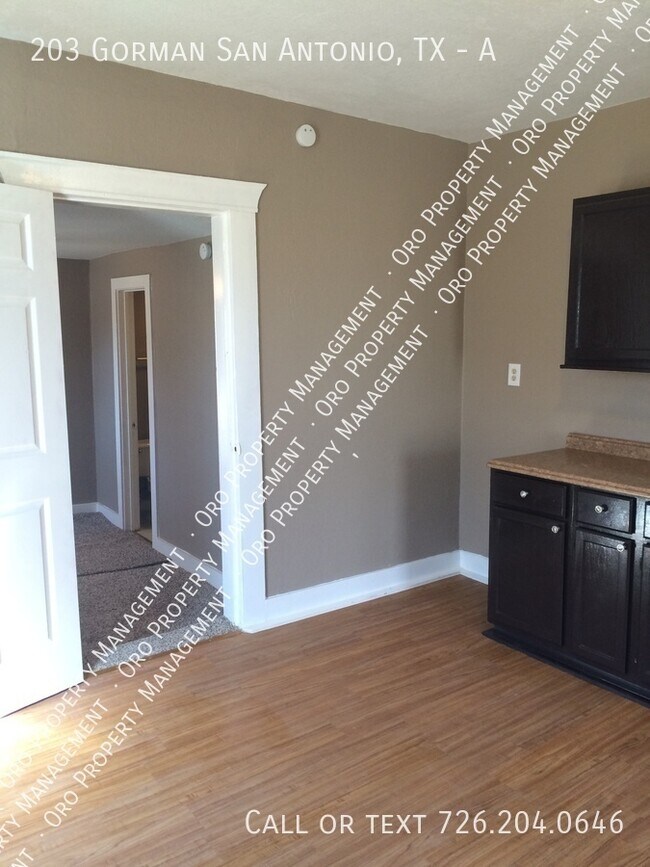 Building Photo - 203 Gorman