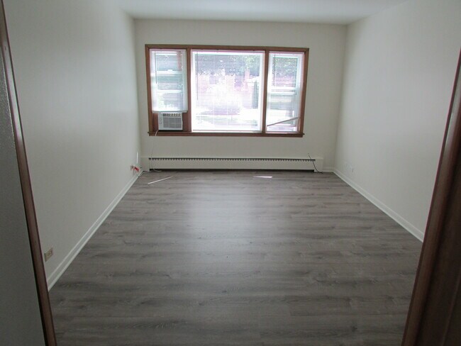 Living Room - 430 Callan Ave