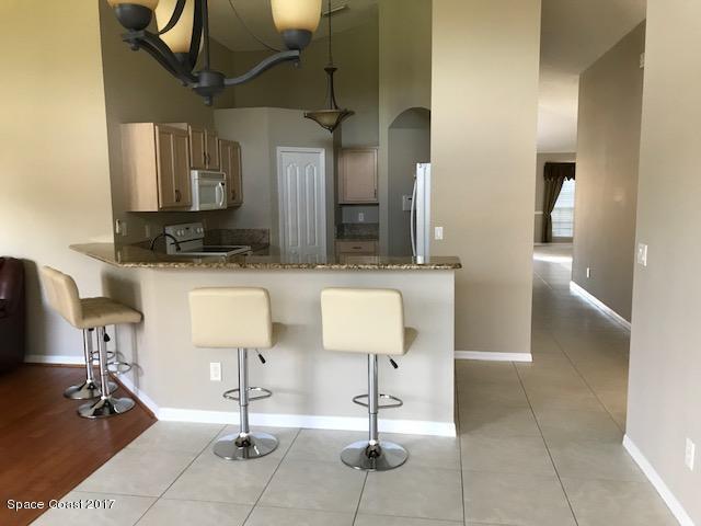 Building Photo - 934 Shaw Cir