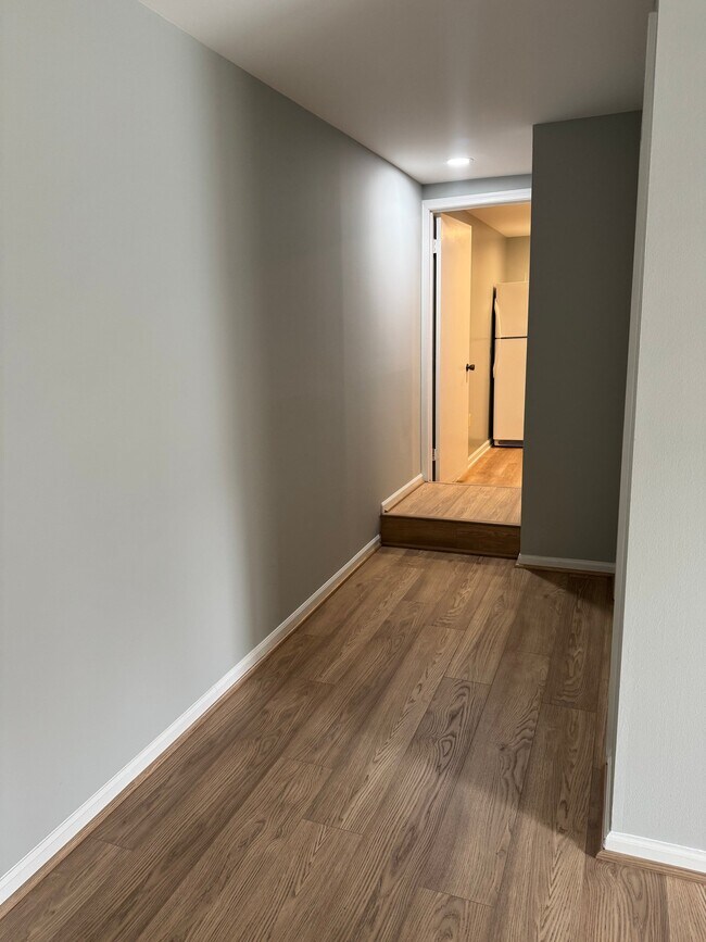 Building Photo - 8929 Bald Hill Pl