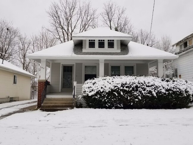 Primary Photo - 182 W Euclid Ave
