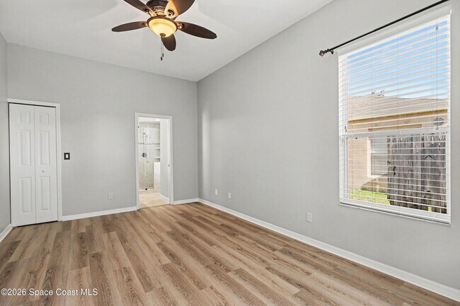 Building Photo - 8056 Bracken Ln