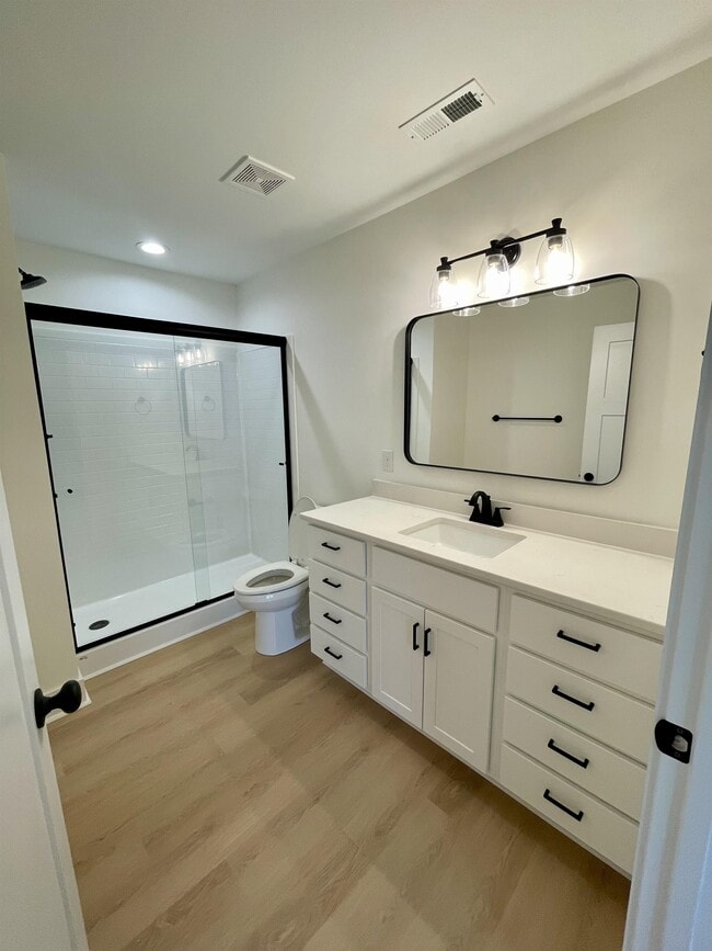 Building Photo - 556 Leesville Rd