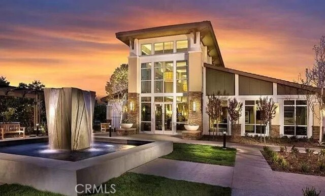 Building Photo - 6430 Sheffield St