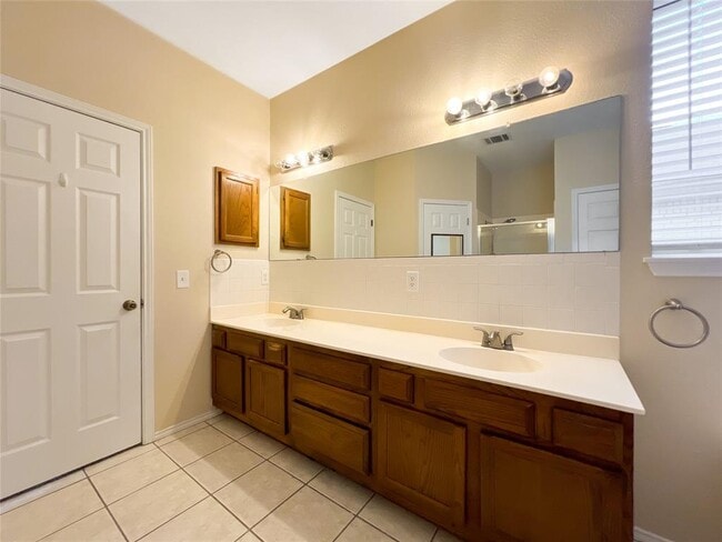 Building Photo - 1512 Suzi Ln