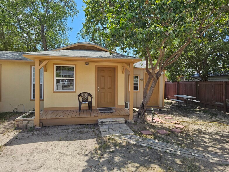 Front of house, storage room on right side - 305 Pulliam St