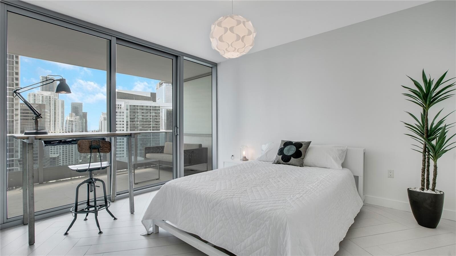 Building Photo - 200 Biscayne Boulevard Way