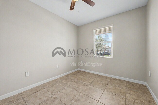 Building Photo - 10617 S 54th Ln