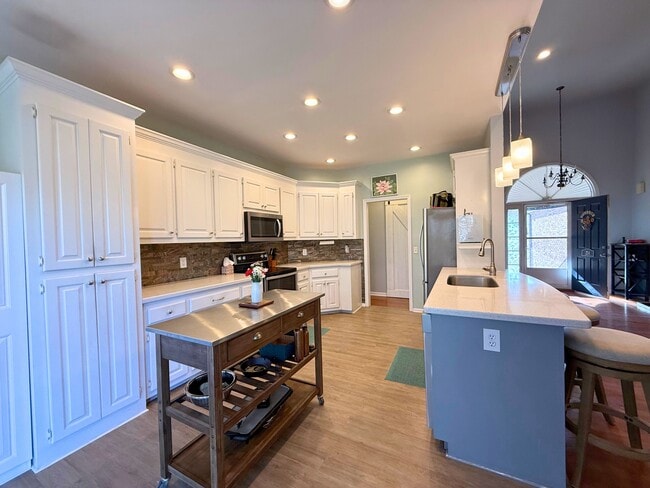 Building Photo - 224 Trotters Ridge Ln