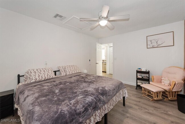 Building Photo - 18510 Flamingo Rd