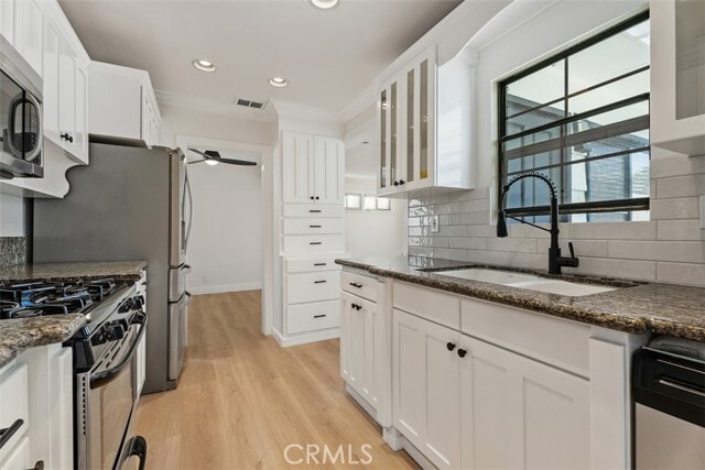 Building Photo - 325 N Lee Ave