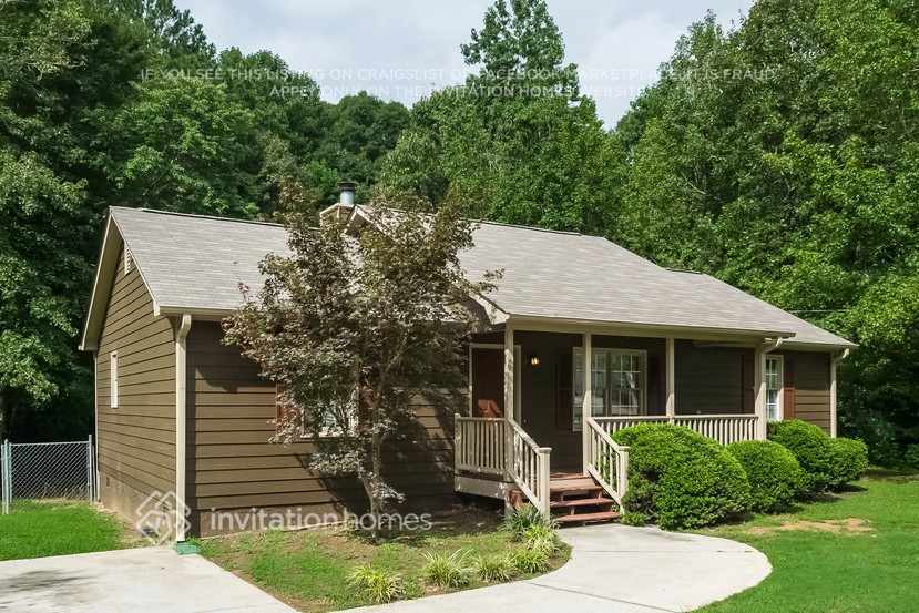 Primary Photo - 322 Dillon Dr