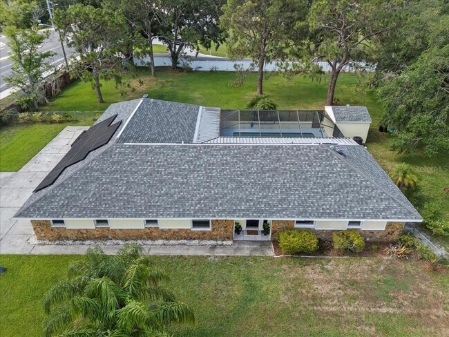 Building Photo - 903 Tomahawk Trail