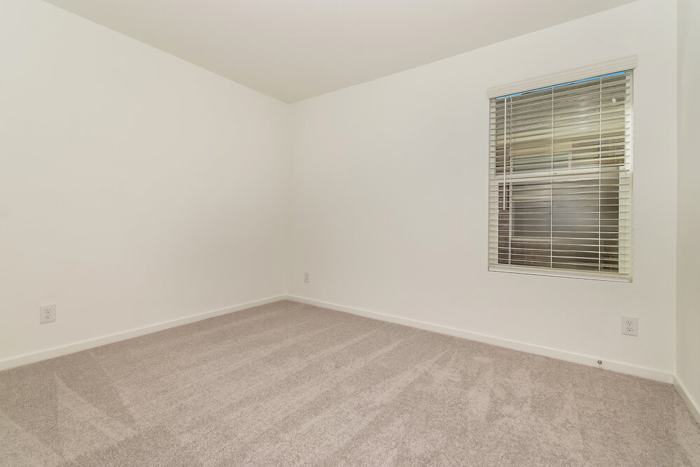 Building Photo - 1708 Crossbill St