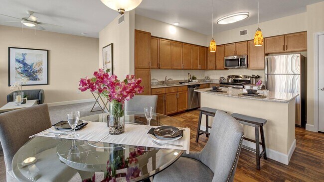 Building Photo - Elements at Briargate