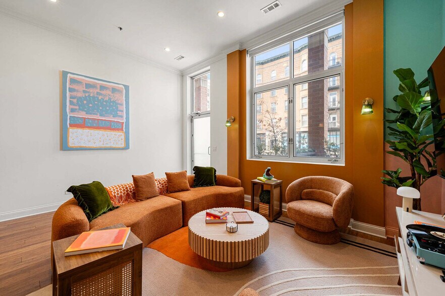 Building Photo - 33 S Ashland Ave