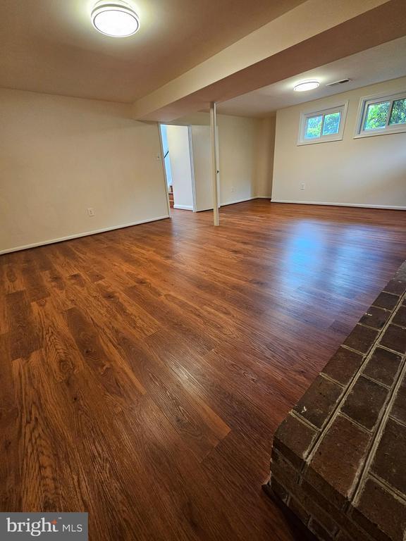 Building Photo - 5021 Swinton Dr