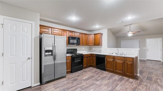 Building Photo - 3408 Alliance Dr