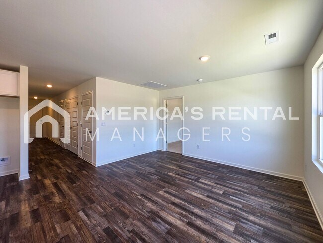 Building Photo - New Construction Home for Rent in Calera, AL - Timberline Community!