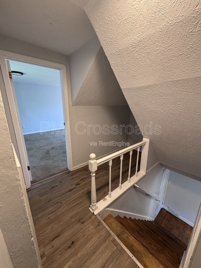 Building Photo - 2876 Hudson Dr