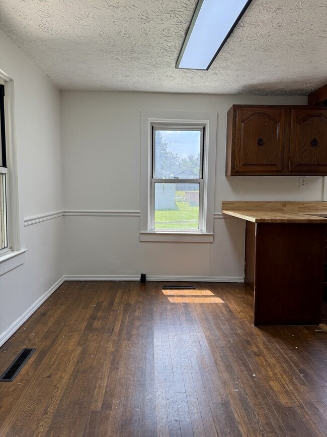 Building Photo - 1135 KY-519