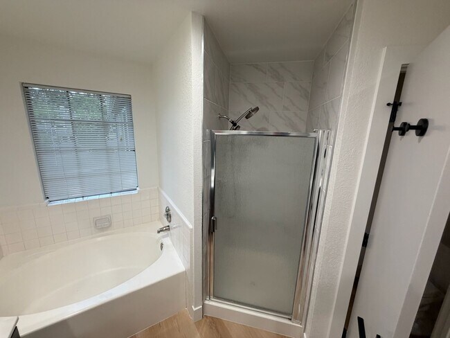 Building Photo - South Napa 3 Bedroom in Court