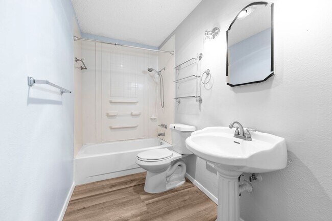 Building Photo - 5309 Lansingford Trail