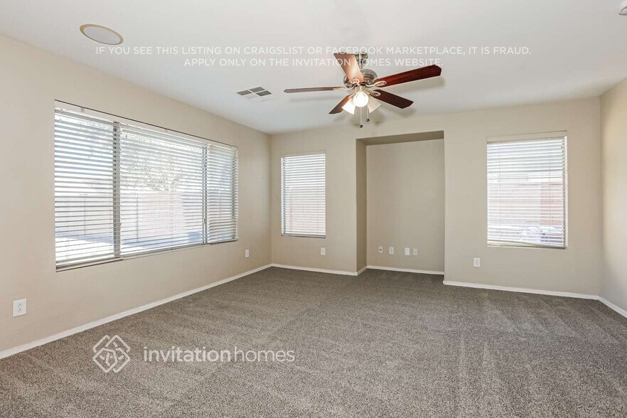 Building Photo - 2528 W Prospector Way