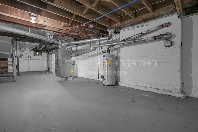 Building Photo - 1083 E 17th Ave