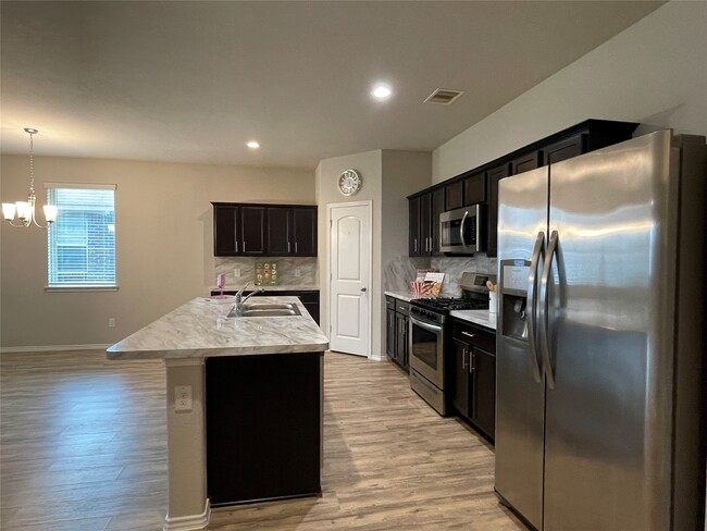 Building Photo - 20919 Corisande St