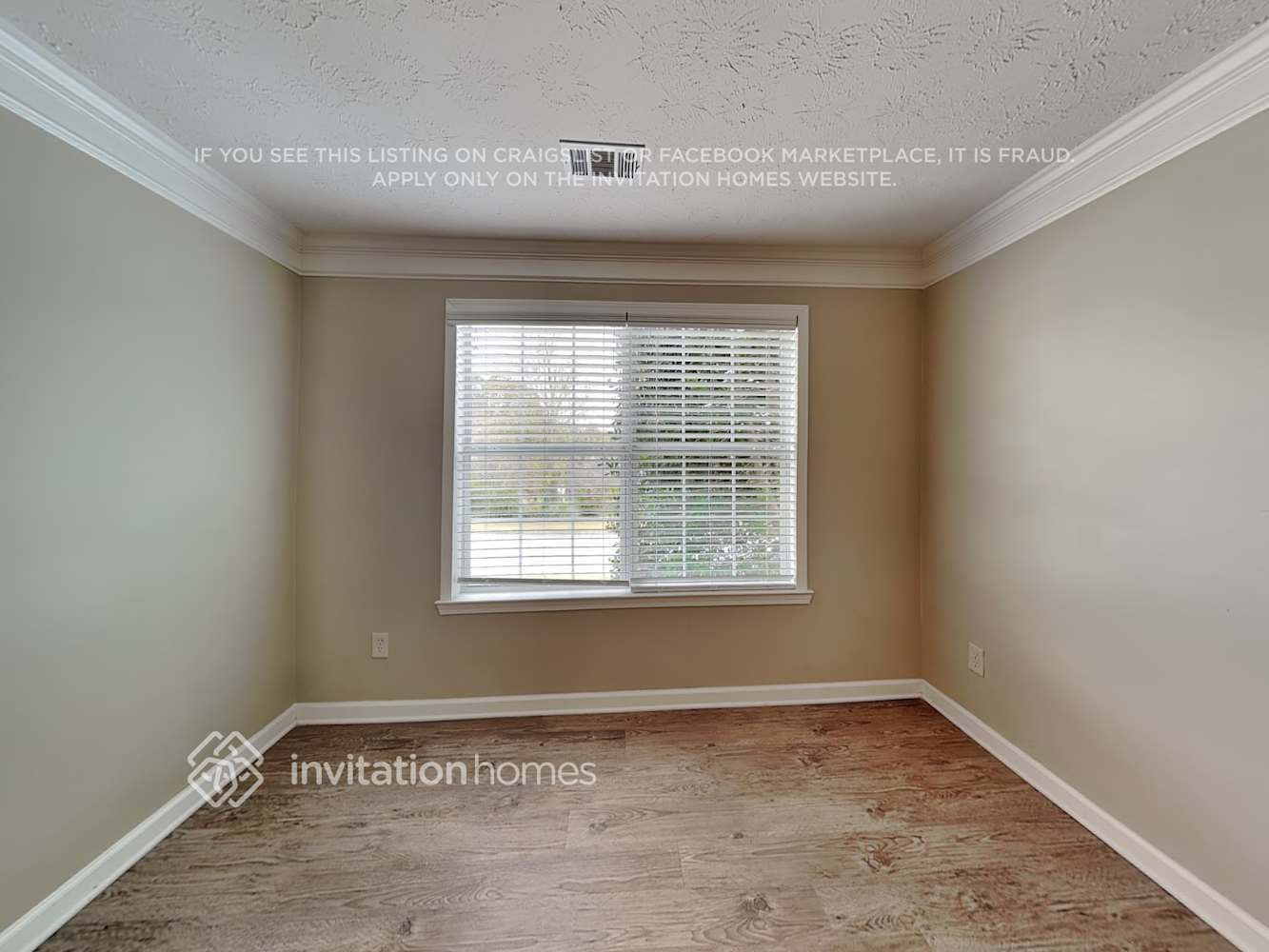 Building Photo - 3175 Gallery Walk