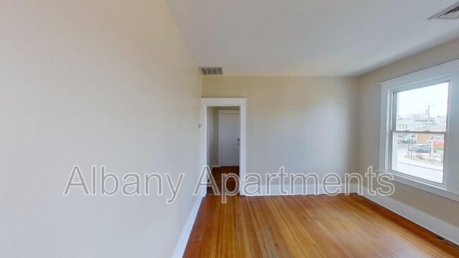 Building Photo - 469 Delaware Ave