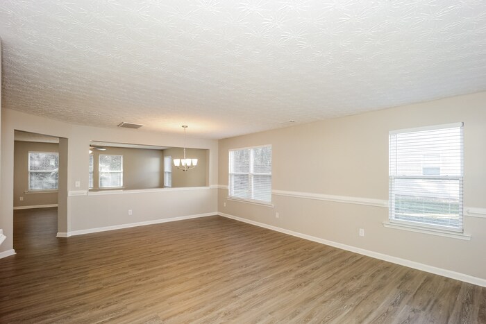 Building Photo - 5601 Sable Way