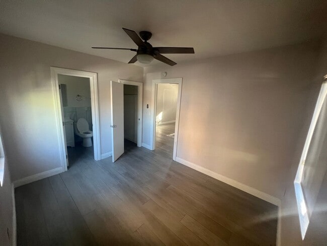 Building Photo - 1917 New Jersey St