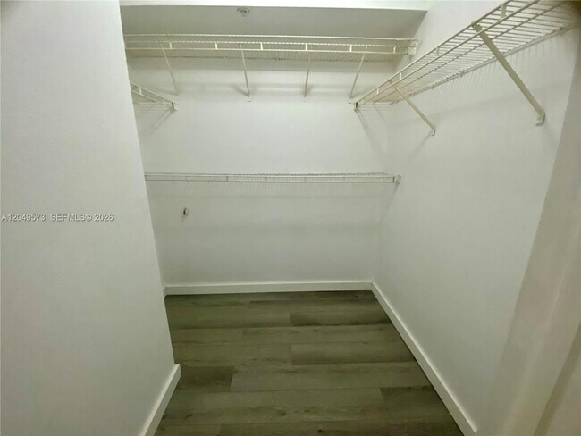 Building Photo - 215 SW 117th Terrace