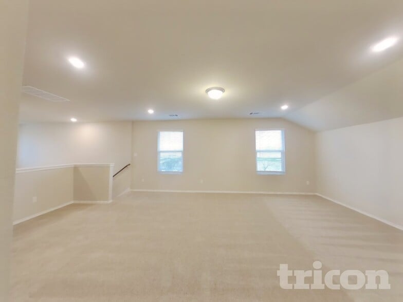 Building Photo - 5308 Saddle Clb Dr