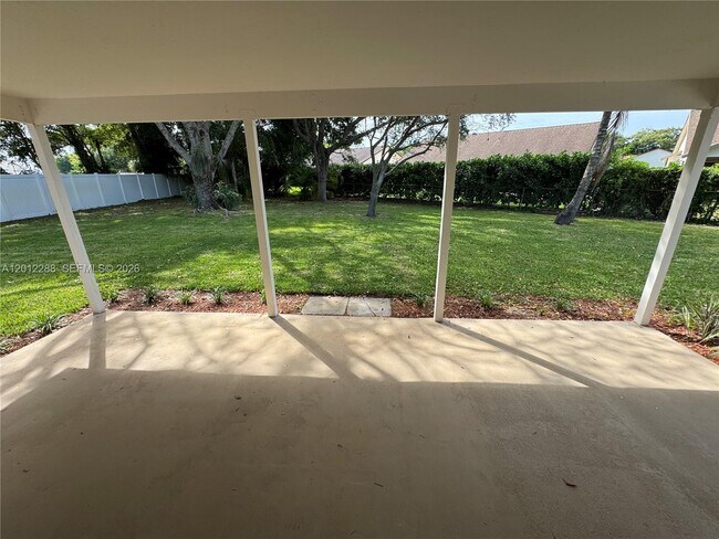Building Photo - 9234 Southampton Pl