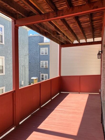 Building Photo - 17 Marcella St