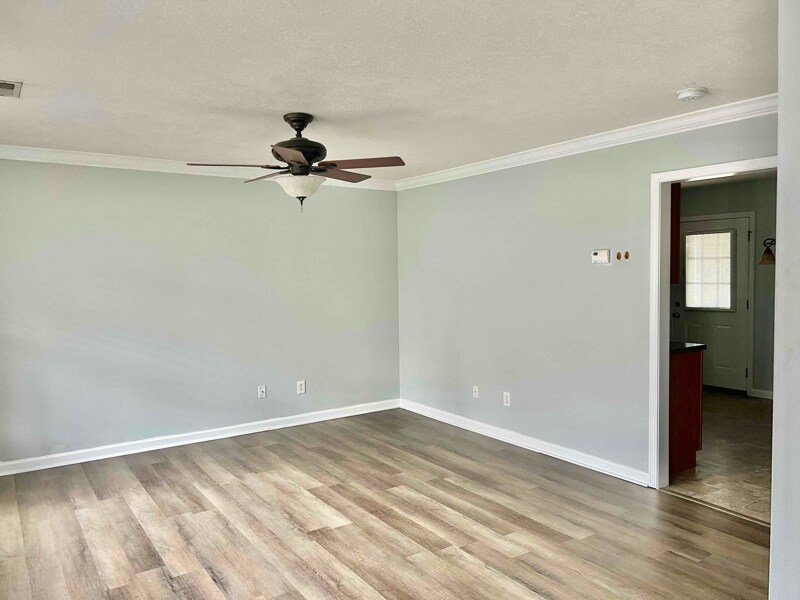 Building Photo - 938 Micro Way