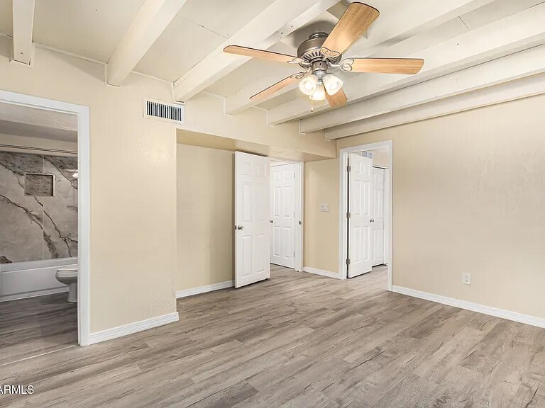 Building Photo - 703 E Taylor St