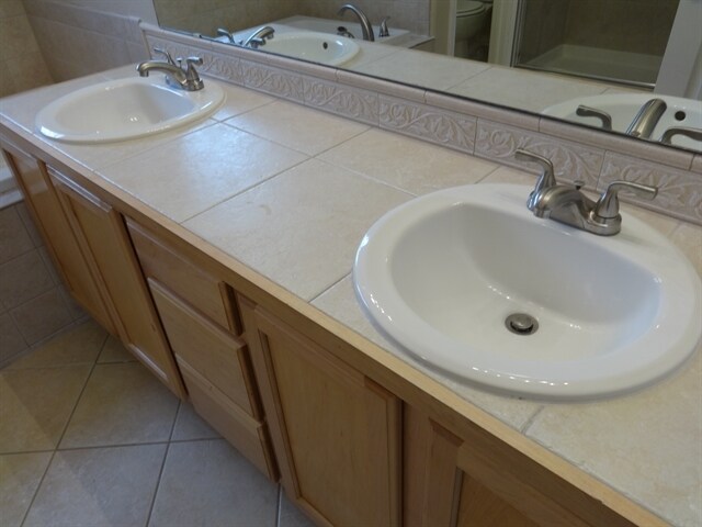 Building Photo - 439 Longspur Dr