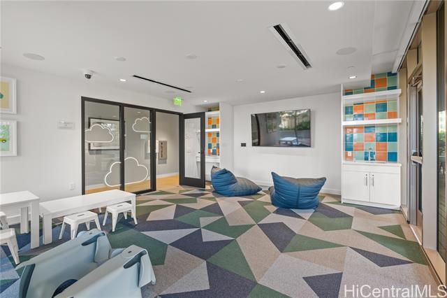 Building Photo - 1388 Kapiolani Blvd