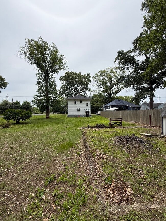 Building Photo - 1101 Marne Hwy