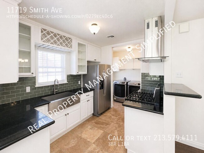 Building Photo - 11719 Smith Ave