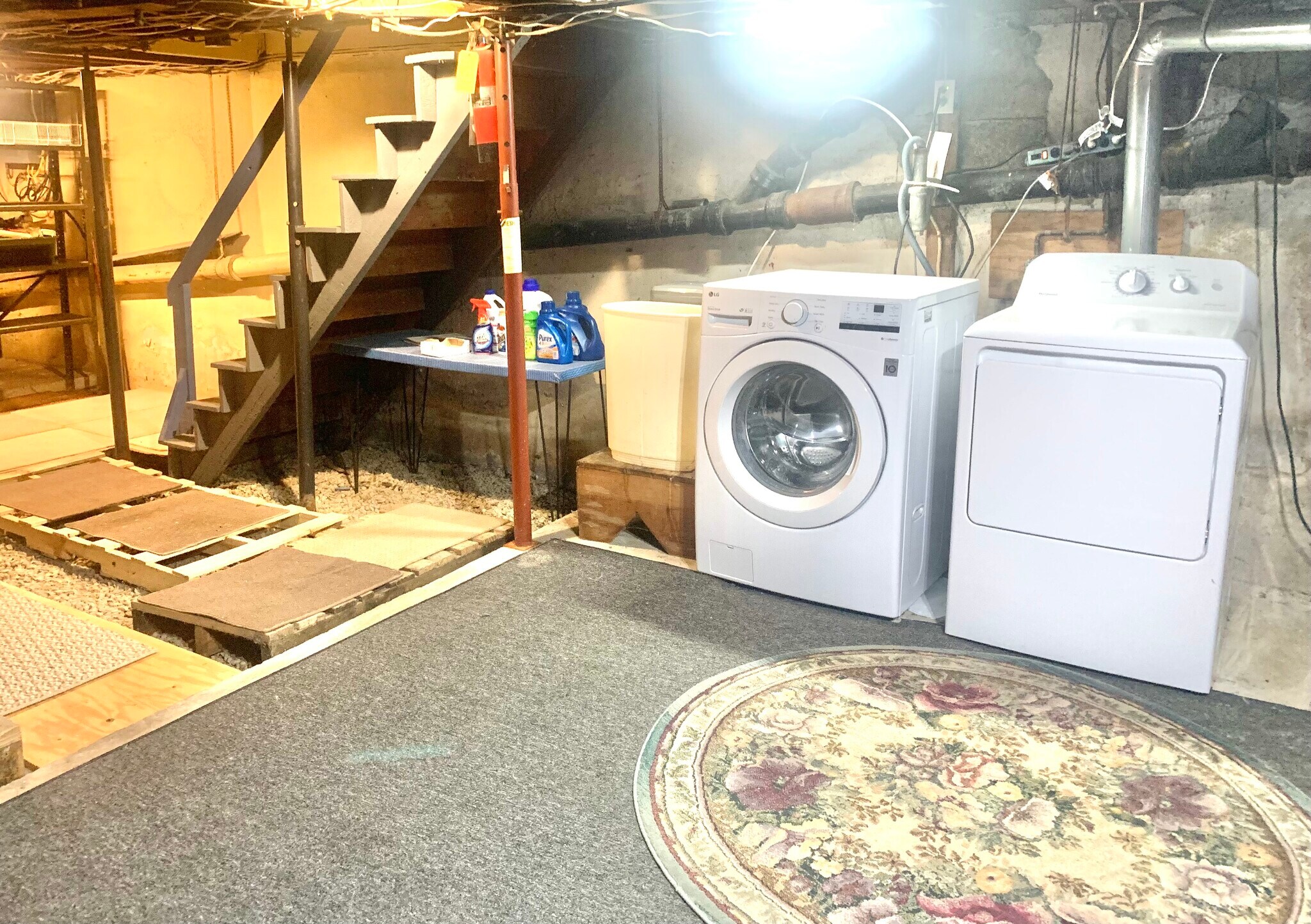 Laundry - 20 Mansfield Pl