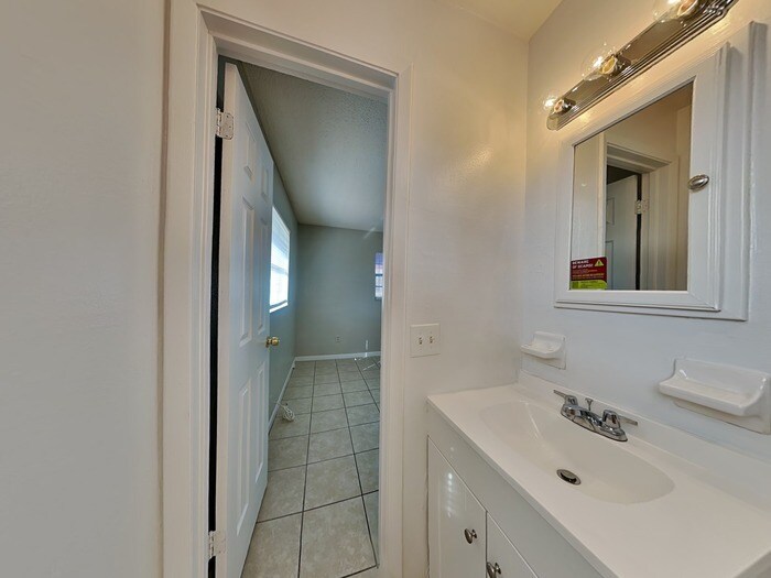 Building Photo - 2779 Frazier St