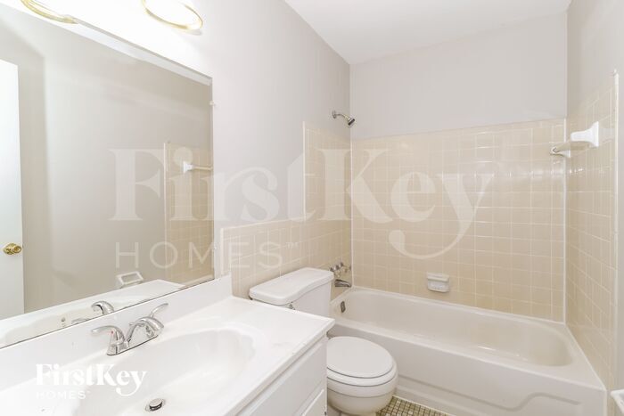 Building Photo - 3401 Spinners Cove